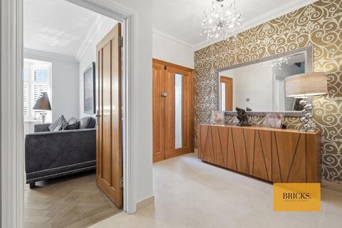 undefined, South View Drive, London E18