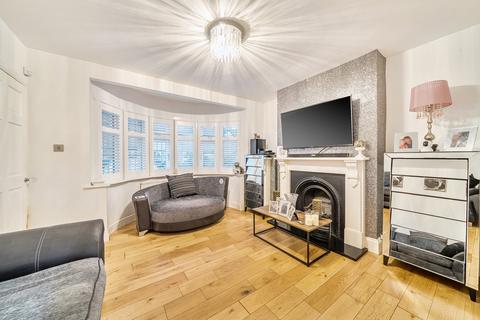 2 bedroom terraced house for sale, Lynmouth Drive, Ruislip
