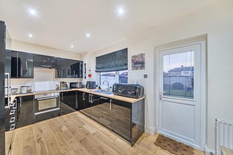 2 bedroom terraced house for sale, Lynmouth Drive, Ruislip