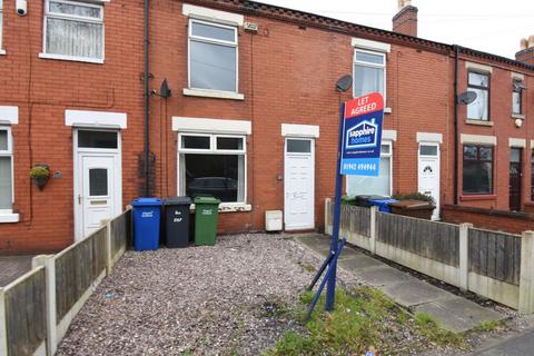 2 bedroom terraced house to rent, Wigan Road, Leigh, WN7 5DP