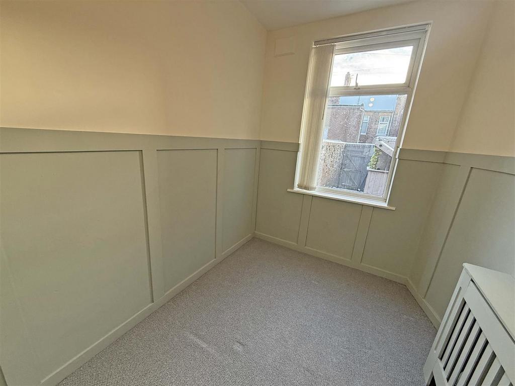 Morpeth Bedroom 2.jpg