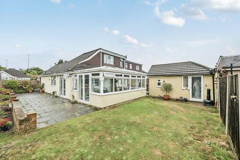 undefined, Herlwyn Avenue, Ruislip, HA4