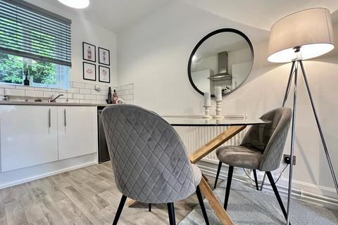 2 bedroom apartment to rent, Old Street, Sheffield
