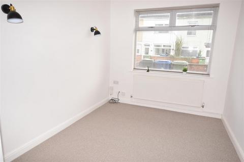 3 bedroom terraced house to rent, Combe Street, Cleethorpes DN35
