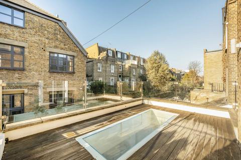 6 bedroom terraced house to rent, Radipole Road, London SW6