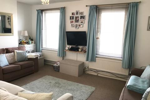 1 bedroom apartment to rent, High Street, Bovingdon HP3