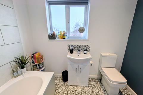 3 bedroom semi-detached house for sale, Norfolk Road, South Shields, NE34