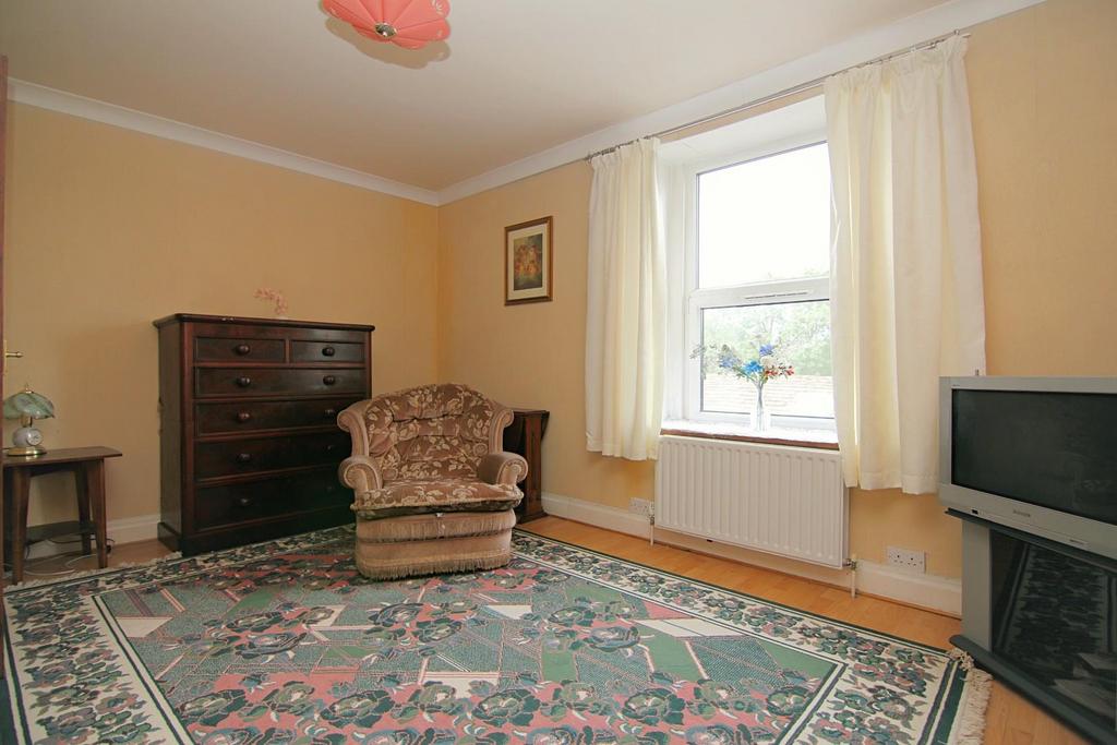 Bedroom three / sitting room