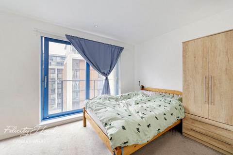 2 bedroom apartment to rent, Western Gateway, London