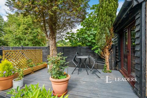 1 bedroom flat to rent, Beaver Close, Chichester, PO19