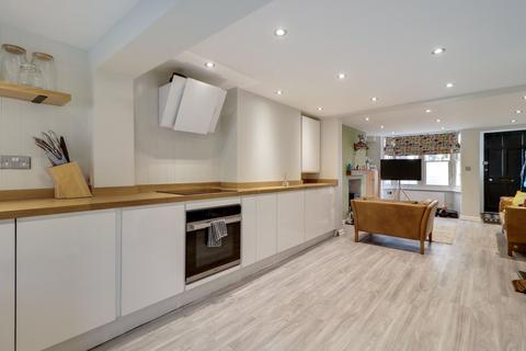 2 bedroom terraced house for sale, Bridge Road, East Molesey, KT8