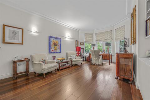 3 bedroom flat for sale, Heath Drive, Hampstead, NW3