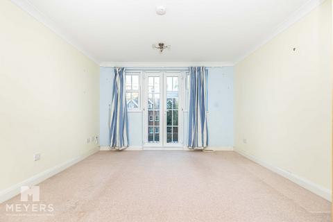 2 bedroom flat to rent, Manor Road, Bournemouth, BH1 3