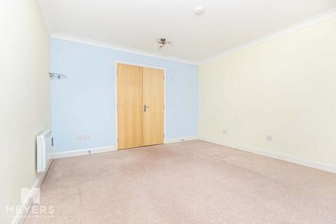 2 bedroom flat to rent, Manor Road, Bournemouth, BH1 3