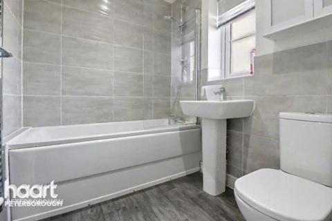 3 bedroom semi-detached house for sale, Constantine Drive, Cardea