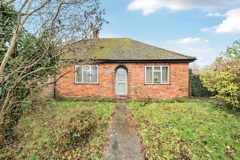 3 bedroom bungalow for sale, Tynley Grove, Guildford GU4