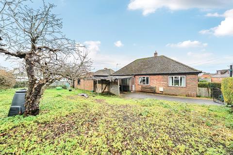 3 bedroom bungalow for sale, Tynley Grove, Guildford GU4