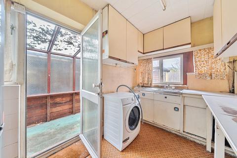 3 bedroom bungalow for sale, Tynley Grove, Guildford GU4