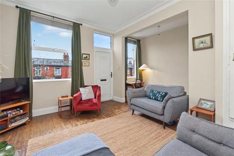 2 bedroom terraced house for sale, Highbury Road, Leeds, West Yorkshire