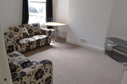 4 bedroom property to rent, Rothesay Avenue, Nottingham, Nottinghamshire, NG7