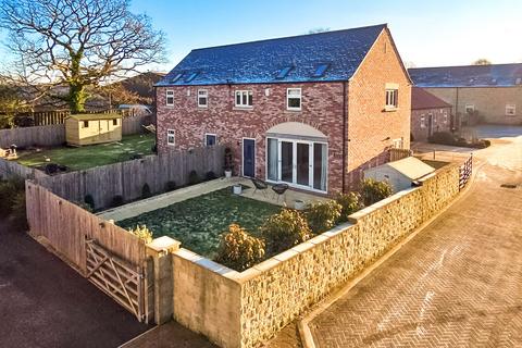 3 bedroom semi-detached house to rent, Glebe Court, Killinghall, HG3