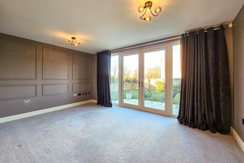 3 bedroom semi-detached house to rent, Glebe Court, Killinghall, HG3