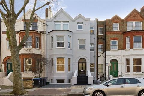 2 bedroom flat to rent, Brondesbury Villas, London NW6