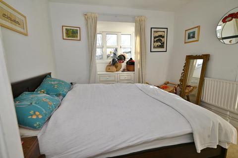 undefined, Walpole Road, Teddington TW11