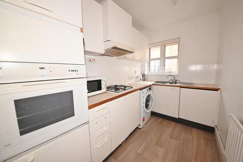 undefined, Walpole Road, Teddington TW11