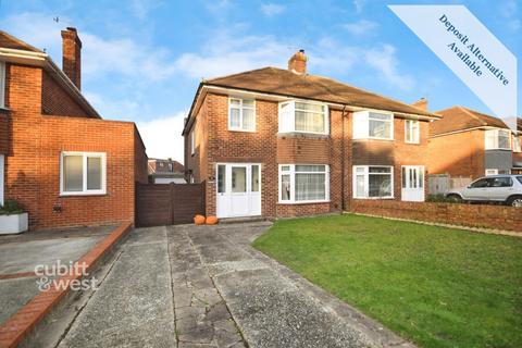 3 bedroom semi-detached house to rent, The Strand Goring-By-Sea BN12