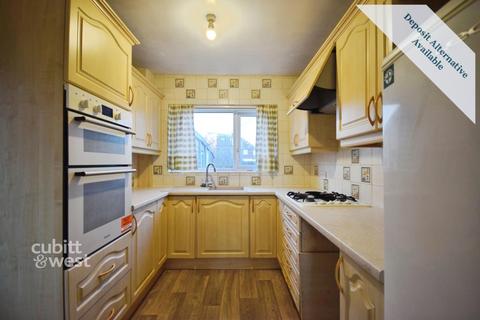 3 bedroom semi-detached house to rent, The Strand Goring-By-Sea BN12