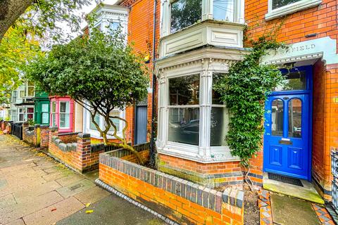 3 bedroom terraced house to rent, Harrow Road, Leicester, Leicestershire