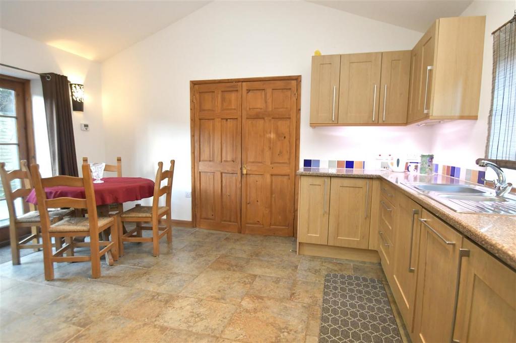 Kitchen area