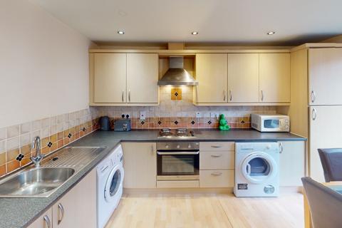 2 bedroom flat to rent, Royal Victoria Court, Gamble Street, Nottingham, Nottinghamshire, NG7