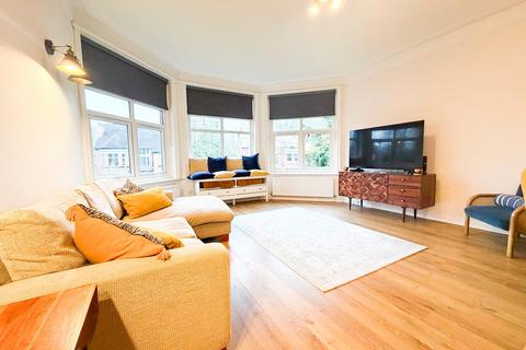 2 bedroom apartment to rent, Ballbrook Avenue, Didsbury, Manchester, M20