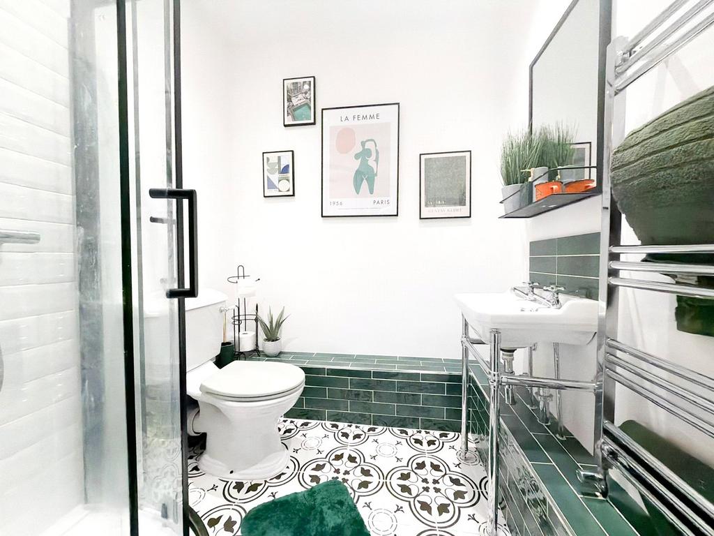 Ensuite