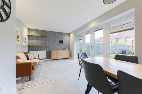 4 bedroom detached house to rent, Barley Way, Moorfields, NE12