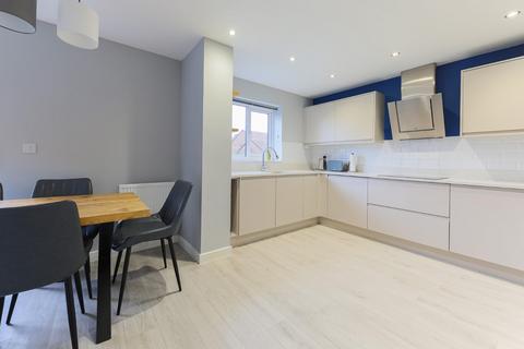 4 bedroom detached house to rent, Barley Way, Moorfields, NE12