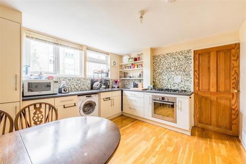 undefined, Burstead Close, Brighton