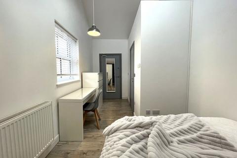 1 bedroom in a house share to rent, Rm 2, Flat 4 23 Priestgate, Peterborough, PE1 1JL