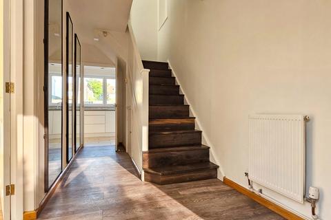 3 bedroom semi-detached house for sale, Wheatfield Grove, Benton, Newcastle upon Tyne, Tyne and Wear, NE12 8DP