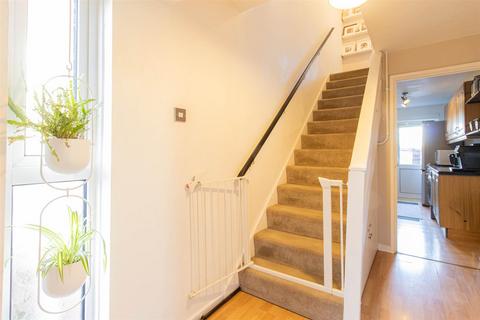 2 bedroom terraced house for sale, Southview Road, Basildon SS16