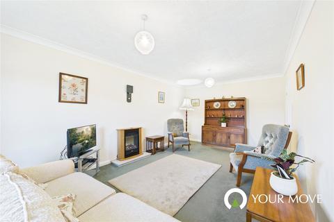 2 bedroom bungalow for sale, Oak Tree Way, Norfolk IP20