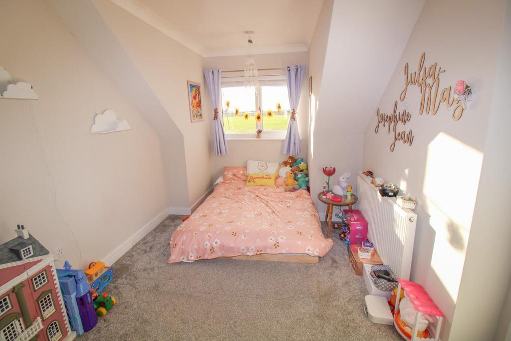 BEDROOM TWO.jpg