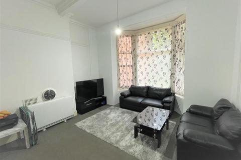 undefined, St. James Road, Leicester, LE2