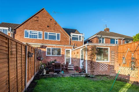 3 bedroom semi-detached house for sale, Kirkstone Crescent, Wombourne, Wolverhampton
