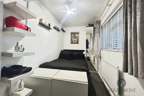 3 bedroom terraced house for sale, Highland Road, Kent ME15