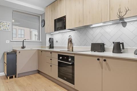2 bedroom apartment for sale, Waters Edge Court, Bow