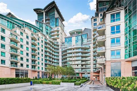 1 bedroom flat to rent, St. George Wharf, London SW8