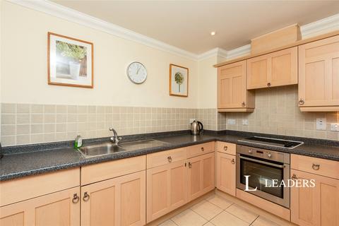 2 bedroom flat to rent, Heathside Crescent, Woking, Surrey, GU22